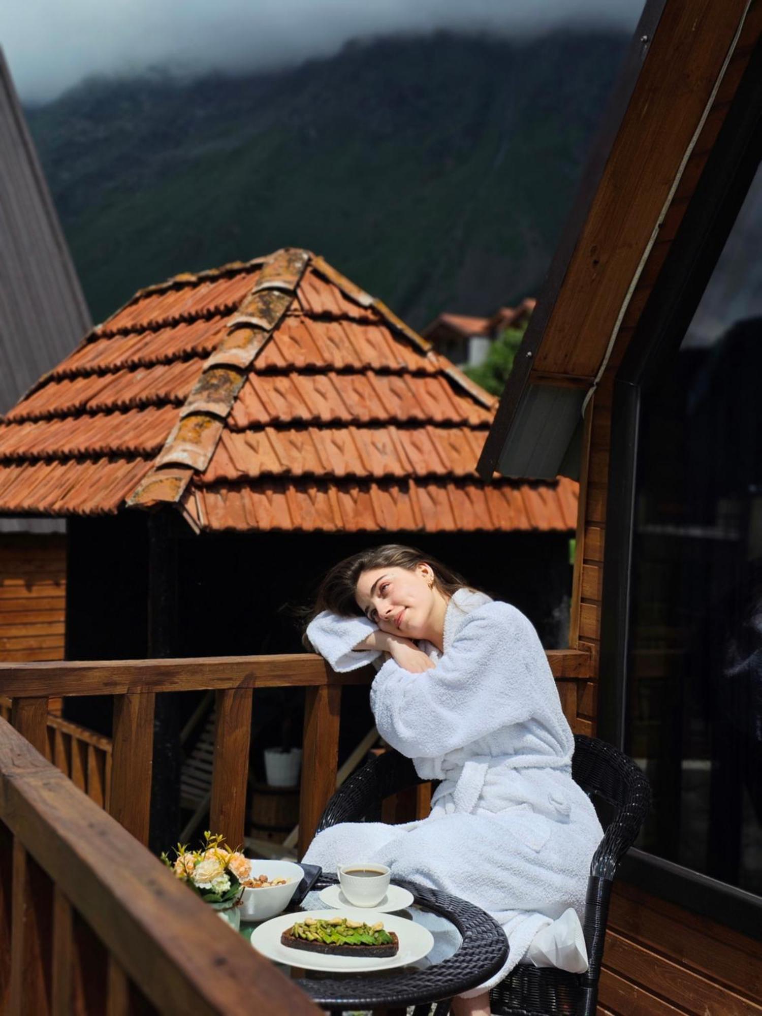 Hillside Kazbegi Appartement Buitenkant foto